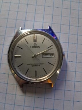 Lorus Silver-Tone Quartz Watch Head